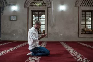 چند دعای مفید برای دفع بلا و رهایی از مشکلات