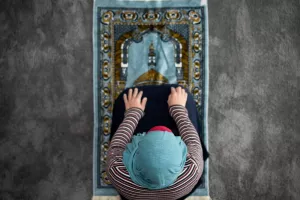 آموزش کامل نماز همراه با معنی فارسی نماز