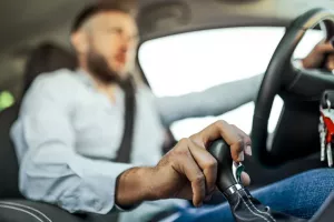 گیربکس CVT چیست و چه مزایا و معایبی دارد؟