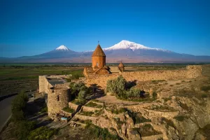 صومعه خور ویراپ مکان تاریخی و زیبای کشور ارمنستان