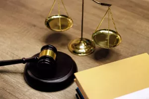 داوری حقوقی چیست و کدام دعاوی قابل ارجاع به داوری است؟
