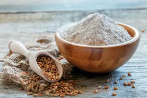 تفاوت بین نشاسته ذرت و گندم : هر کدام چه کاربردی دارد ؟