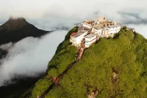 همه چیز در مورد قله حضرت آدم (سری پادا) در سریلانکا