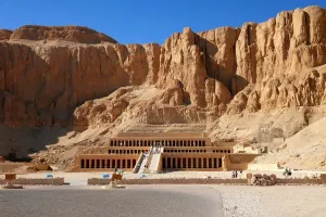 معرفی معبد حتشپسوت در مصر