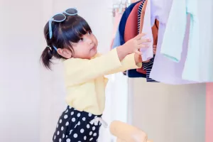 بررسی دیدگاه روانشناسی در انتخاب رنگ لباس برای کودکان