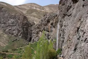 آبشار سنگان سولقان، الماس پنهانی در دل طبیعت که باید آن را دید!