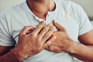 مهمترین نشانه های بیماری های قلبی در مردان چیست؟