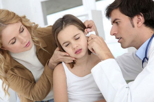 مهمترین علت خونریزی گوش چیست؟ آیا خطرناک است؟
