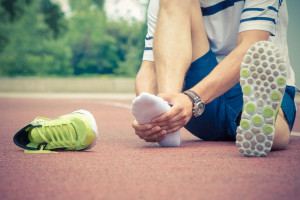 دلیل درد کف پا چیست و آیا قابل درمان است؟