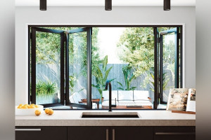 مدل کابینت آشپزخانه کوچک پنجره دار 2023 با جدیدترین ایده های ناب روز
