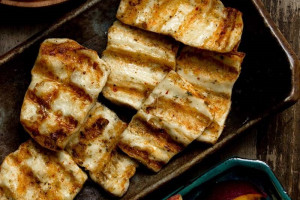 پنیر کبابی کاله، منبع غنی پروتئین و جایگزین بهینه گوشت