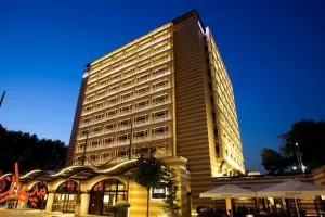 بهترین هتل های ۵ ستاره اطراف تکسیم استانبول