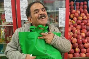 تفاوت قد شدید آقا رشید و پسران قد بلند و درشتش / شما هم شوکه میشوید !؟