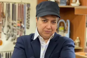 صورت کاملا مردانه مازیار لرستانی با ریش بعد از آخرین هورومون تراپی !!