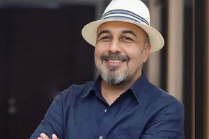 دختر رضا عطاران کنار مادر بسیار زیبا و امروزی اش !