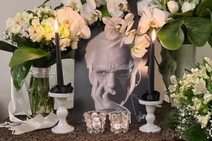 استایل بازیگران در خانه کیومرث پوراحمد / از هوشنگ گلمکانی تا مینا وحید و ... !