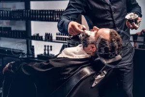 مزایا و معایب آموزش مجازی آرایشگری