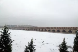 بارش برف امروز اصفهان / آیا امروز اصفهان برف میبارد ؟