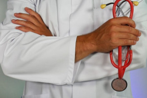 علائم عدم تعادل الکترولیت بدن را چگونه تشخیص دهیم ؟