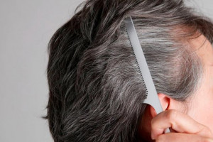 اصول رنگ کردن موهای سفید : رنگ مناسب برای پوشاندن موهای سفید