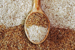 15 خاصیت شگفت انگیز مصرف برنج قهوه ای در بارداری