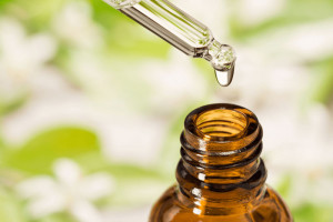 خواص تایید شده دارویی و درمانی روغن مورد (Myrtus)