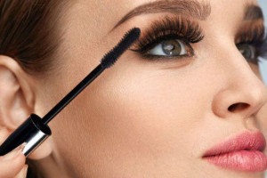 حساسیت به ریمل و راههای درمان این عارضه