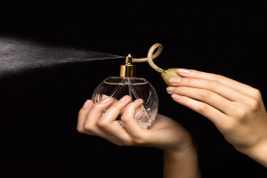 خوش آرا، فروشگاه تخصصی عطر و ادکلن