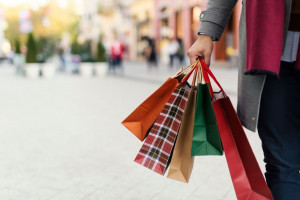 150 اسم شیک و فانتزی برای مغازه لوازم آرایش و آرایشگاه