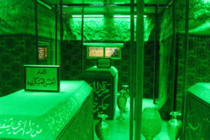 مزار امام حسن عسکری کجاست و چرا 2 بار تخریب شد ؟