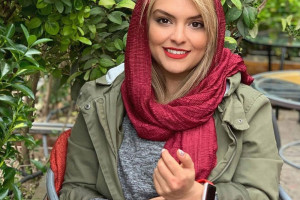 دسته گل بزرگ و لاکچری دنیا مدنی