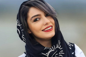 تیپ استقلالی الیکا عبدالرزاقی