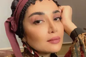 این بانوی جذاب ، کدام بازیگر سریال نون خ است ؟