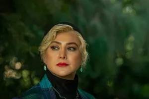 عکسی که برای آزاده صمدی حاشیه ساز شد / خانم بازیگر باردار است ؟