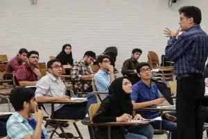 دانشجویان ترم یک امسال دیرتر سرکلاس می‌روند؟