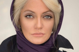 سلفی مهناز افشار در باشگاه ورزشی