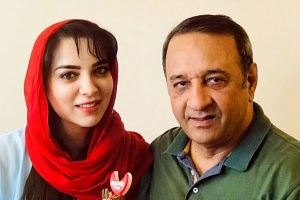 حمیرا ریاضی و همسرش در ترکیه