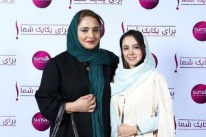 دورهمی الناز حبیبی ، نرگس محمدی و سایر رفقا !