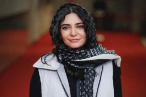 گریم جذاب لیندا کیانی در تئاتر عروس مردگان