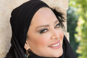 بهاره رهنما با بلوز شلوار در مطب دکتر