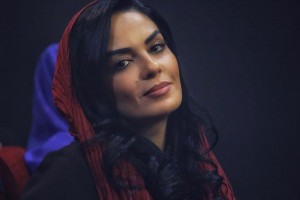 سارا خوئینی ها مهاجرت کرد ؟