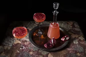 معرفی چند نوشیدنی خوشمزه برای شب یلدا + طرز تهیه