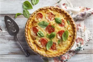 طرز تهیه تارت گوجه و ریحان به روش ایتالیایی