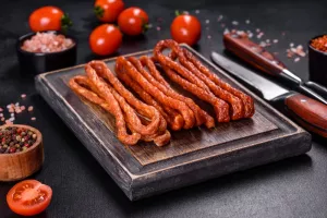 2 روش جهت تهیه و سرو سوسیس شکاری