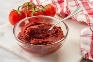 چند ترفند ساده و کاربردی برای افزایش ماندگاری رب گوجه