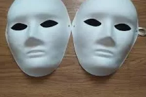 خاص ترین و لاکچری ترین کپشن در وصف نقاب