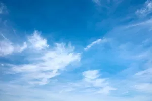 شعر درباره آسمان | زیباترین و عاشقانه ترین اشعار برای آسمان ابری و آسمان آبی