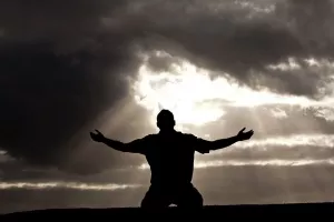 شعر در کوی تو معروفم و از روی تو محروم | ای یار جفا کرده پیوند بریده - سعدی