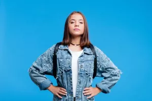 خاص ترین و متفاوت ترین اشعار درباره دختر قوی