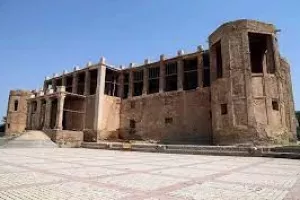 معرفی آثار باستانی و بنای تاریخی بوشهر